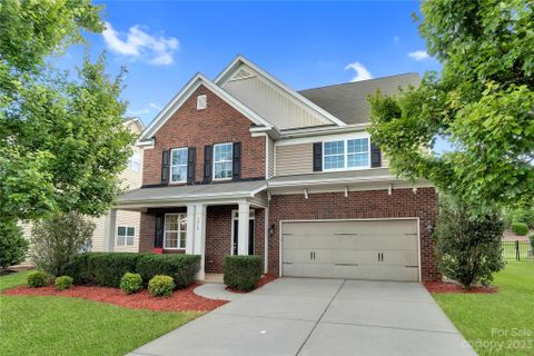 5910 Langwell Lane