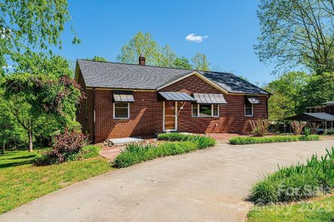 463 23rd Avenue sold home in Eastview Acres, Hickory, NC
