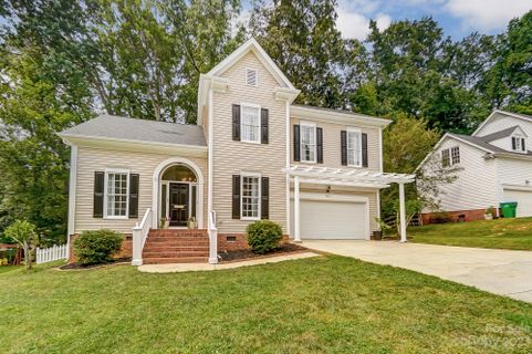 7806 Hollow Oaks Lane