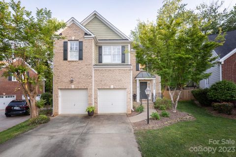 2000 Sablewood Drive