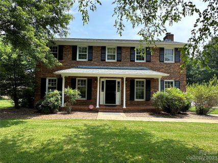 9022 Dartmoor Place