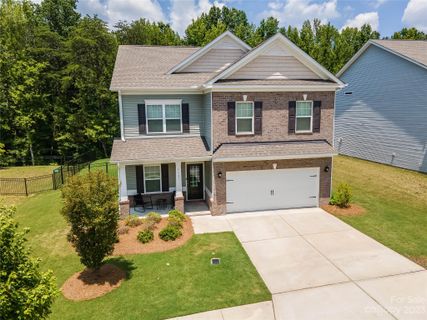 5527 Begonia Street sold home in Maycroft, Gastonia, NC