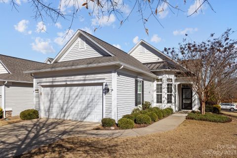 1501 River Bend Boulevard 92