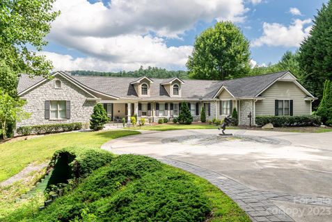 Previously sold for $927,500