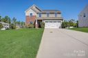 3005 Rhododendron Place sold home in Lake Wylie, SC