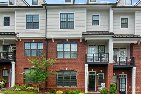 Previously sold for $760,000