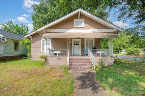 202 Heilig Avenue