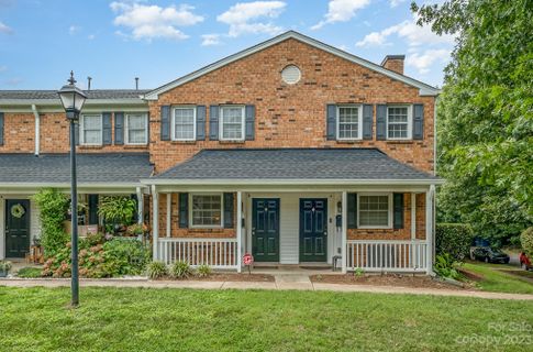 1318 Green Oaks Lane B