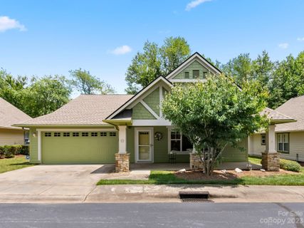 44 Gray Wolf Lane