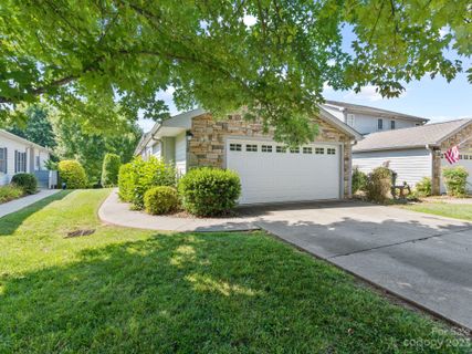 18 Holiday Drive sold home in Royal Pines Village, Arden, NC