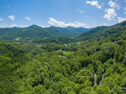 00 Havenwood Drive sold home in Scarlet Oaks, Maggie Valley, NC
