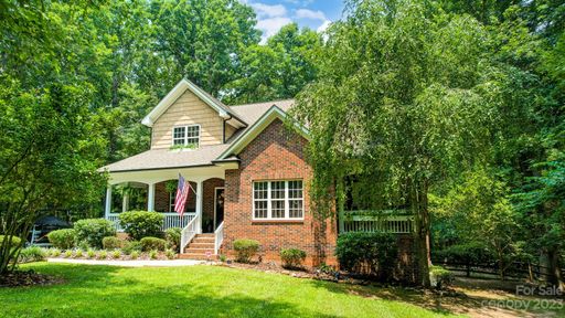 7521 Walnut Crest Drive sold home in Walnut Crest, Waxhaw, NC