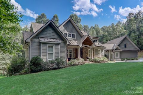 111 Hosta Lane sold home in Rebeccas Pond, Hendersonville, NC