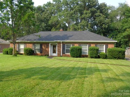 512 King Edward Road