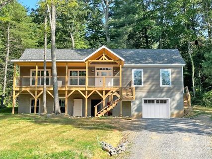 152 Cascade Ridge Road