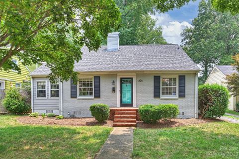 1328 Morningside Drive