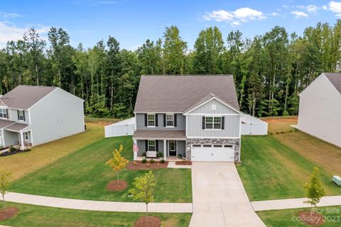 132 Tradesmen Trail