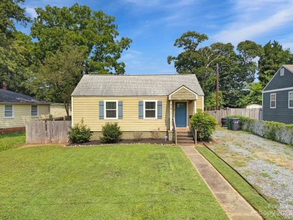 1414 Winston Drive sold home in Shamrock, Charlotte, NC