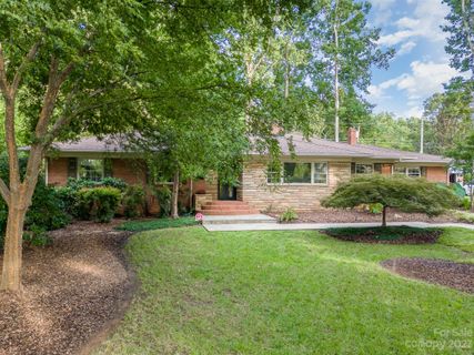 5527 Robinhood Road