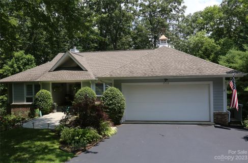 712 Blossom Lane