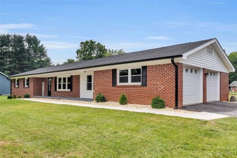 Previously sold for $449,700