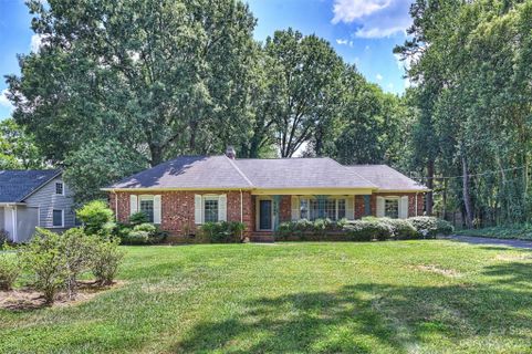1511 Cavendish Court