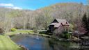 999 Thunderhill Trail sold home in Blowing Rock, SC