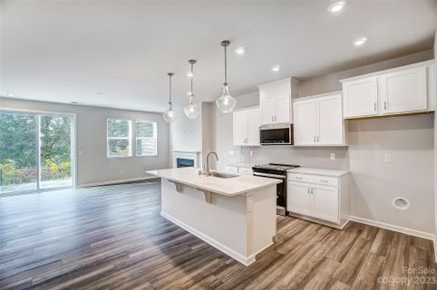 4443 Iron Oak Lane 343/Adriana/FC3