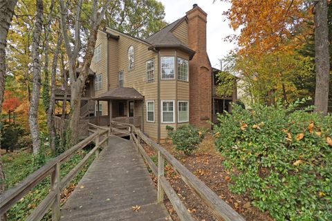 6000 Gray Gate Lane I