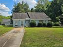 7904 Latchington Court sold home in Charlotte, SC