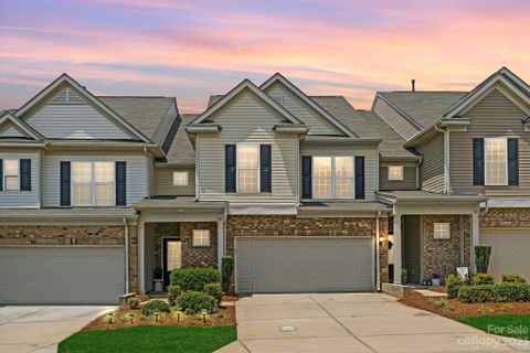 5107 Mount Clare Lane