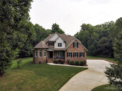 9411 Thousand Oaks Court sold home in Bainbridge, Mint Hill, NC
