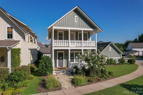 724 Bluff Loop Road