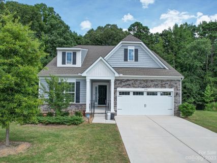 Previously sold for $610,000