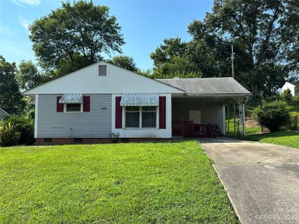 3020 Bellaire Drive