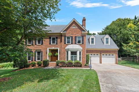 15131 Chewtonglen Lane