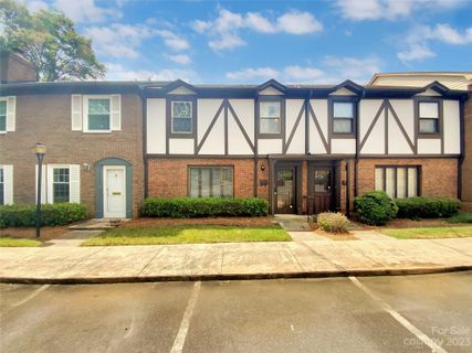 1517 Lansdale Drive B sold home in The Oaks, Charlotte, NC