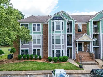 7324 Rose Terrace Court 13