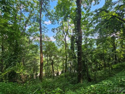 Lot 21 Cub Trail sold home in Black Bear Ridge, Maggie Valley, NC