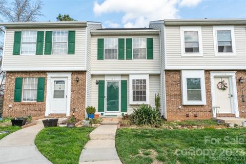128 Water Oak Drive sold home in Parklake, Pineville, NC