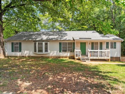 1049 Pinafore Drive