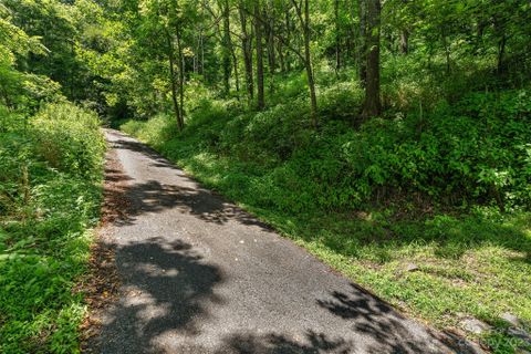 000 Cub Trail 22,23,24,26,27,28 sold home in Black Bear Ridge, Maggie Valley, NC