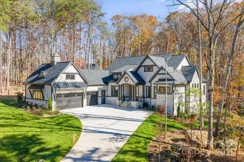 155 Copper Pine Lane