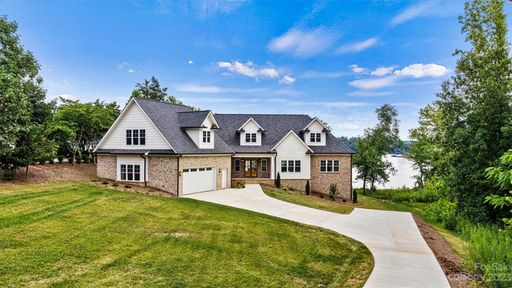 5229 Peninsula Drive