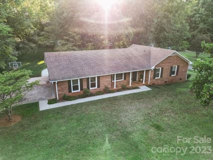 205 Random Road sold home in Southwood Acres, Mocksville, NC