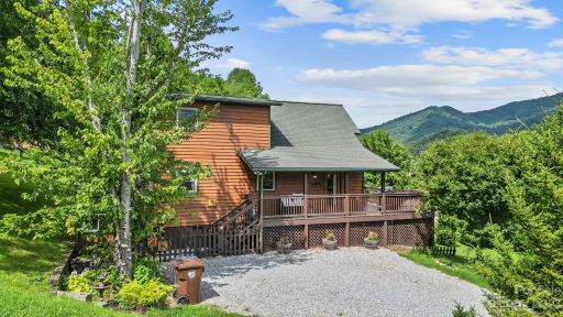 74 Appalachian Trail sold home in Appalachian Village, Maggie Valley, NC