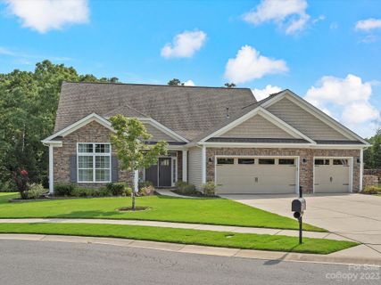 302 Annatto Way