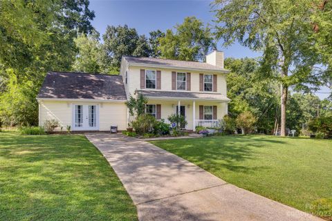 Previously sold for $325,500