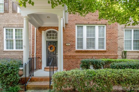 908 Lyndley Drive