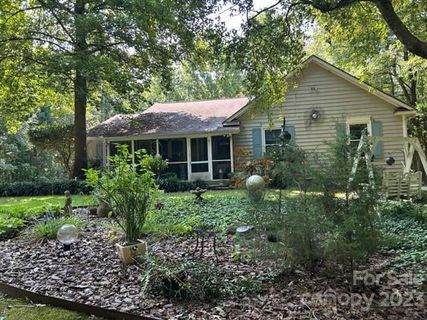 2714 Cedar Trail Lane sold home in Olive Branch Estates, Wingate, NC